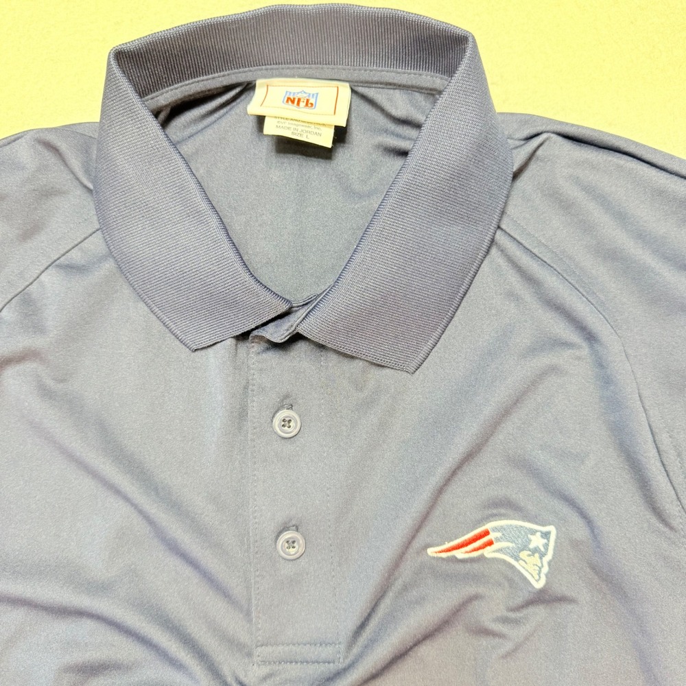 NFL New England Patriots Polo Shirt L‎ Short Sleeve Football Fan Fashion Gear